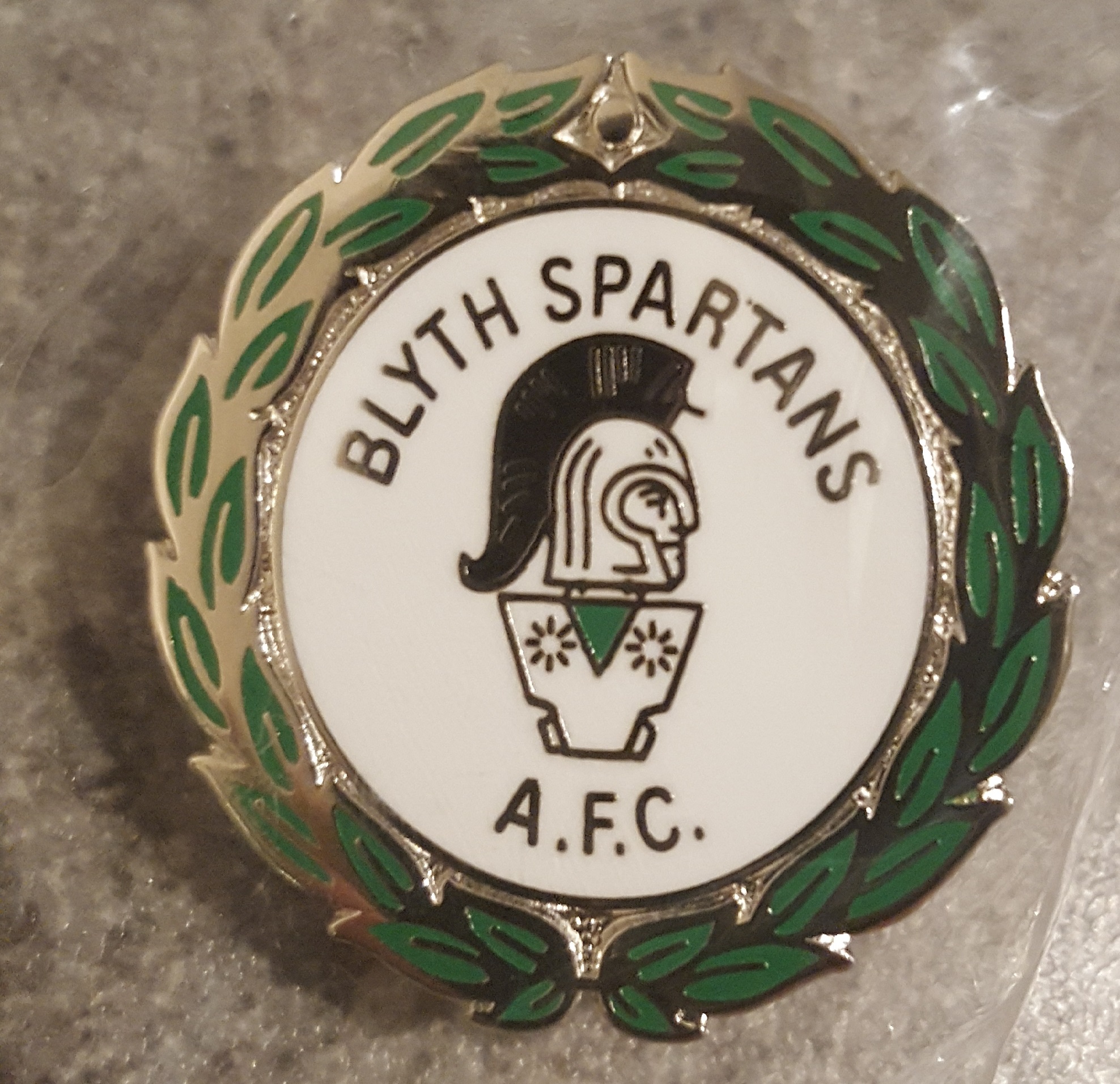 Blyth Spartans lapel badge butterfly fitting 